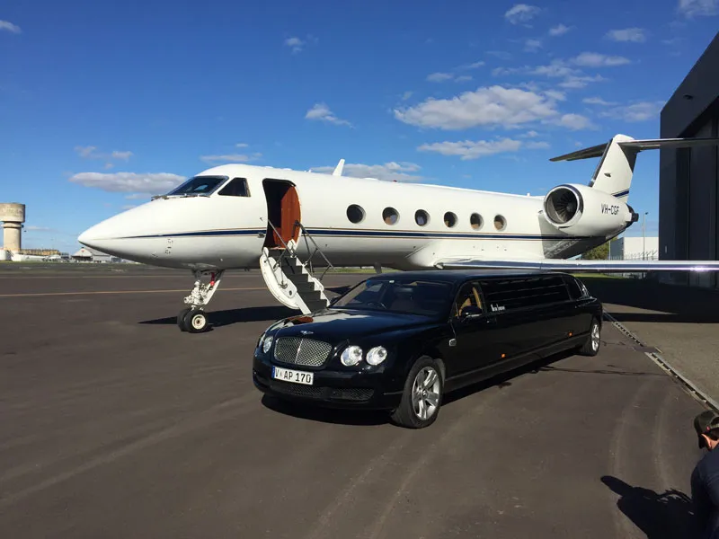 airport limousine